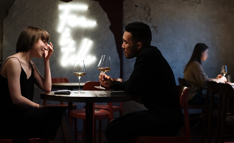 17 Helpful First Date Tips